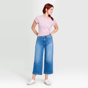 High rise, wide leg, cropped jeans